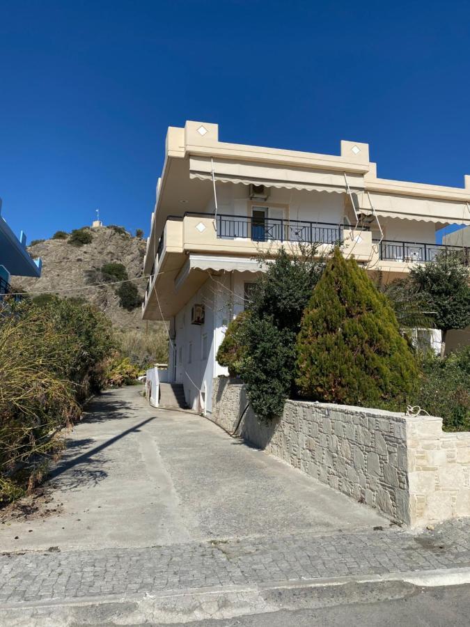 Psari Forada Sindonia Beach Apartment'S מראה חיצוני תמונה