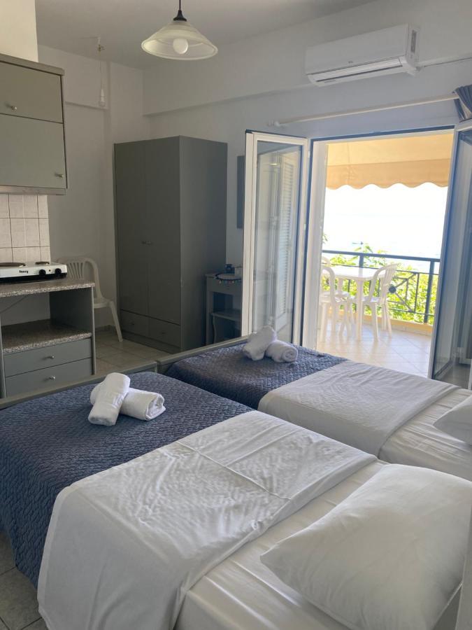 Psari Forada Sindonia Beach Apartment'S מראה חיצוני תמונה