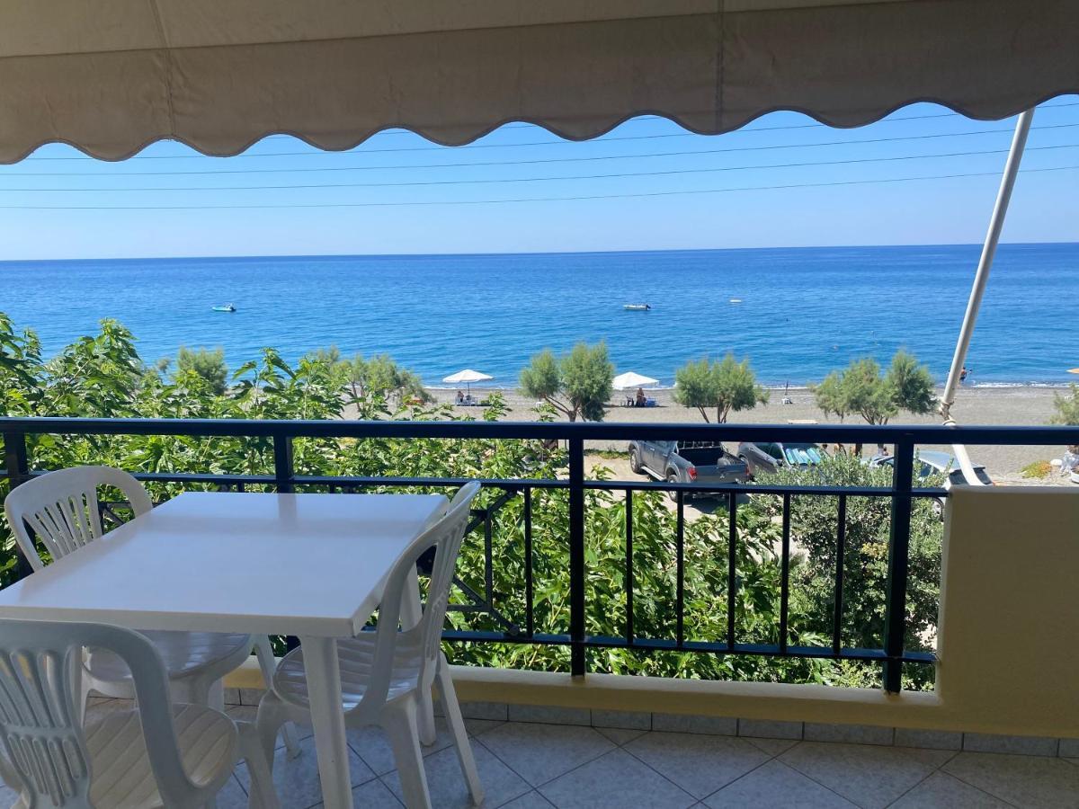 Psari Forada Sindonia Beach Apartment'S מראה חיצוני תמונה