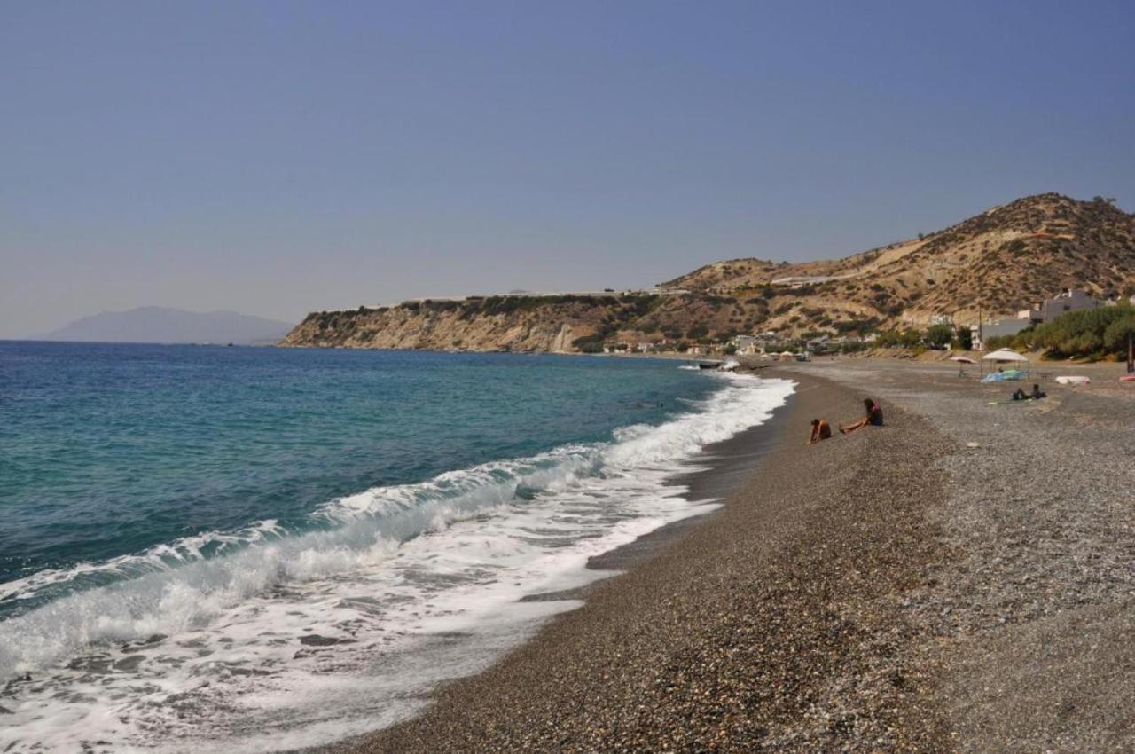 Psari Forada Sindonia Beach Apartment'S מראה חיצוני תמונה