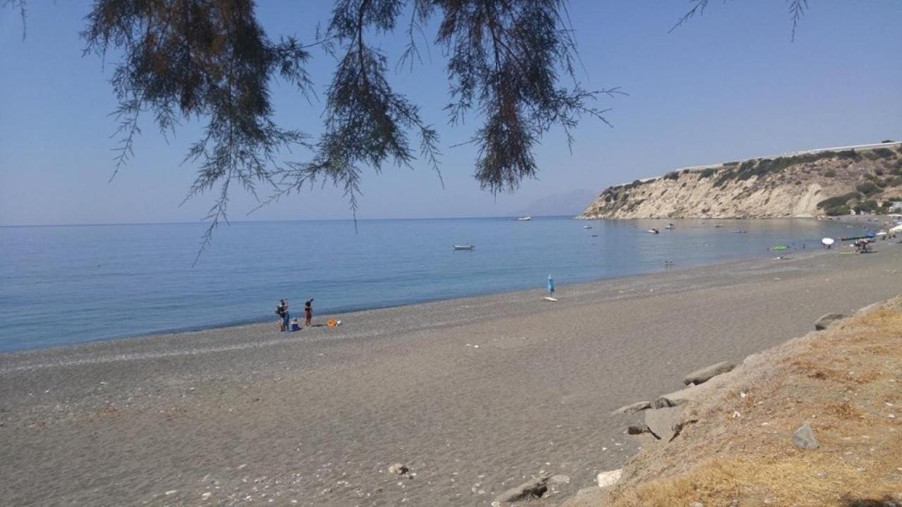 Psari Forada Sindonia Beach Apartment'S מראה חיצוני תמונה